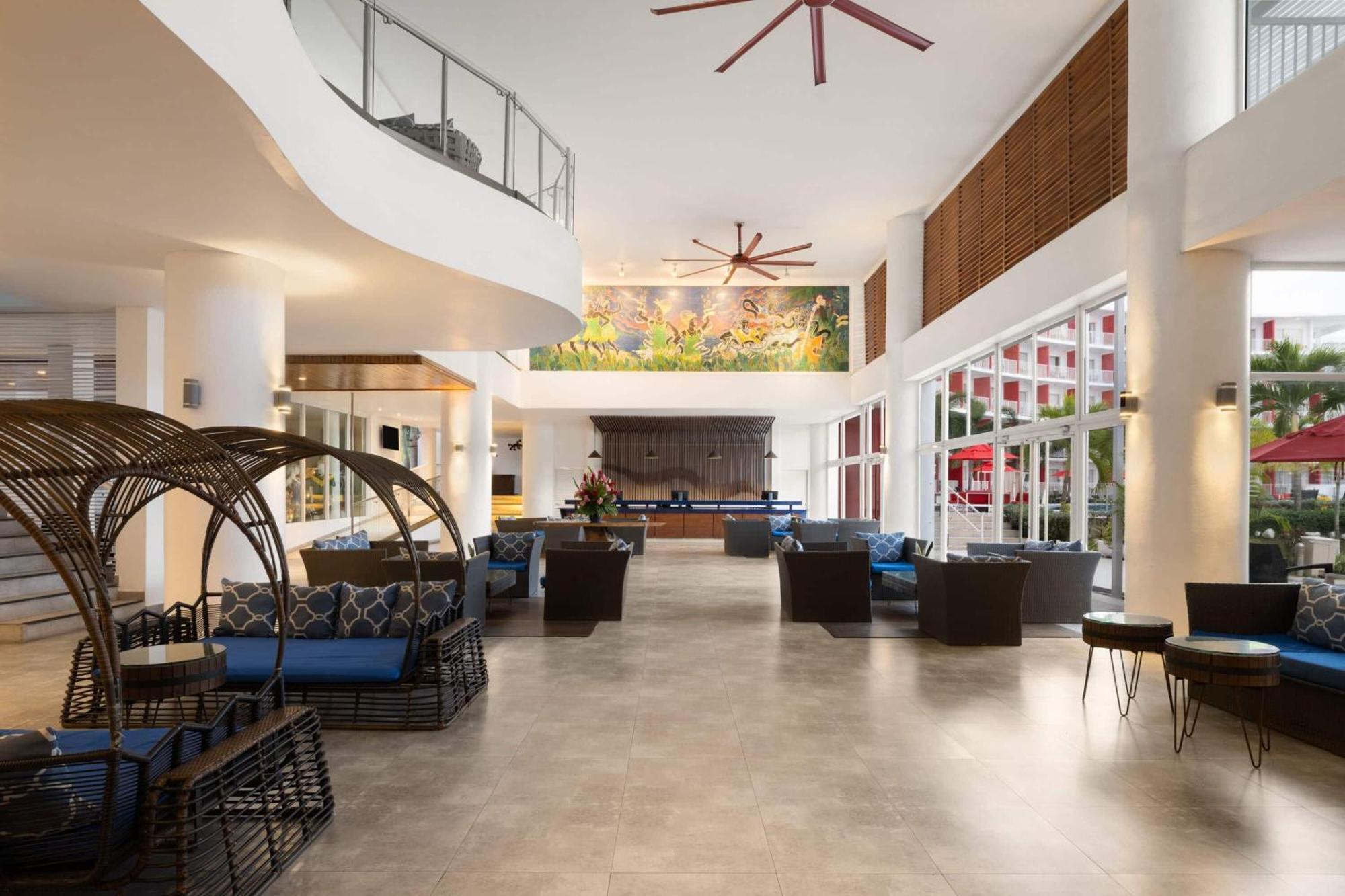 Grand Decameron Cornwall Beach, A Trademark All-Inclusive Resort Монтего-Бей Екстер'єр фото